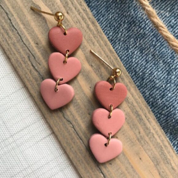 Pink Ombre Heart Dangle Earrings - Picture 1 of 1
